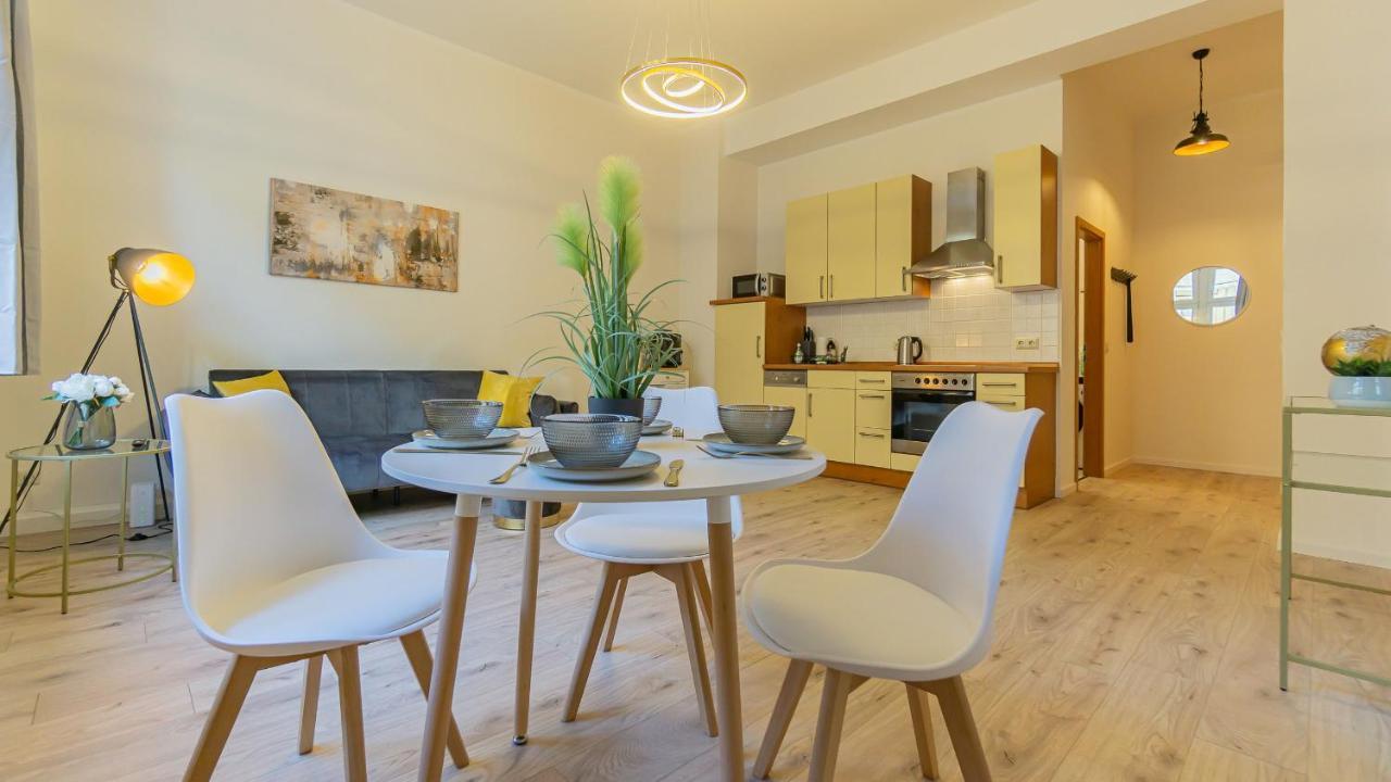 Cityapartment - 53 M², 2 Zimmer, Zentral, Netflix, Kueche, Waschmaschine 콧부스 외부 사진