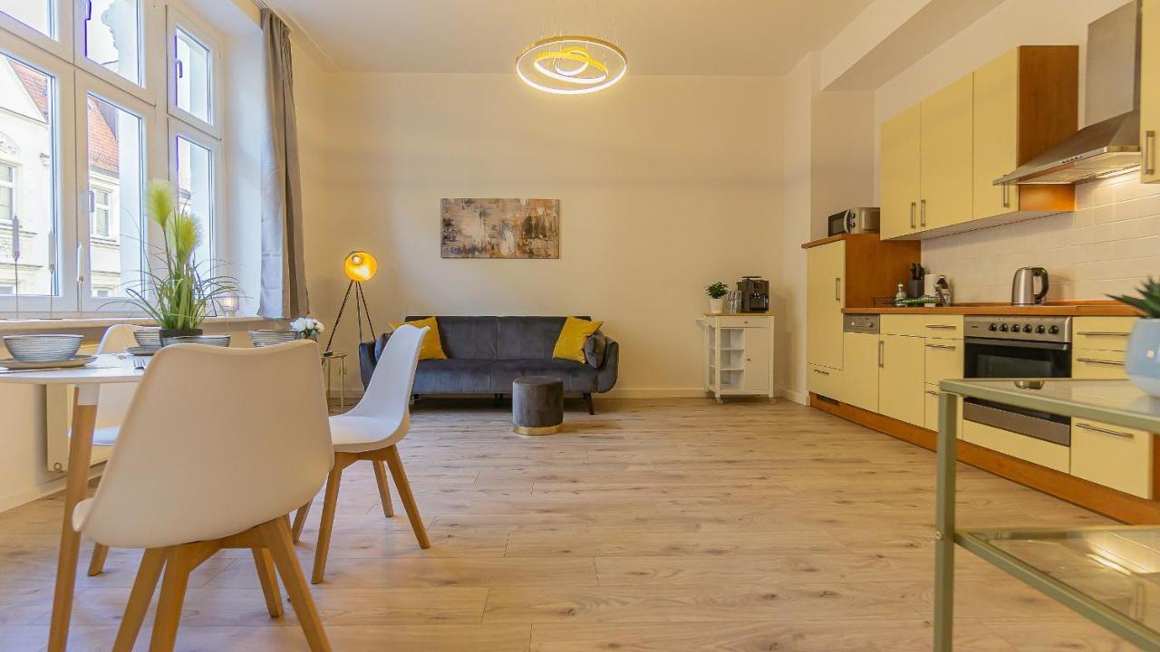 Cityapartment - 53 M², 2 Zimmer, Zentral, Netflix, Kueche, Waschmaschine 콧부스 외부 사진