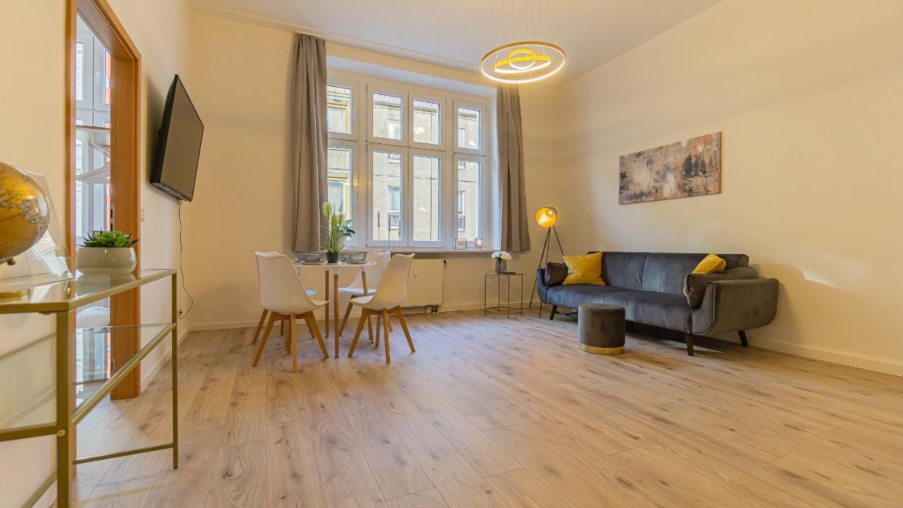 Cityapartment - 53 M², 2 Zimmer, Zentral, Netflix, Kueche, Waschmaschine 콧부스 외부 사진